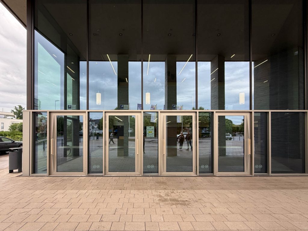 Eingang Dr.-Sieber-Halle